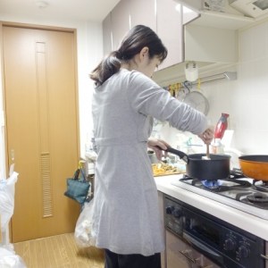 お弁当を前日に作り置きして冷蔵庫に保存した場合に温め直しは必要か?